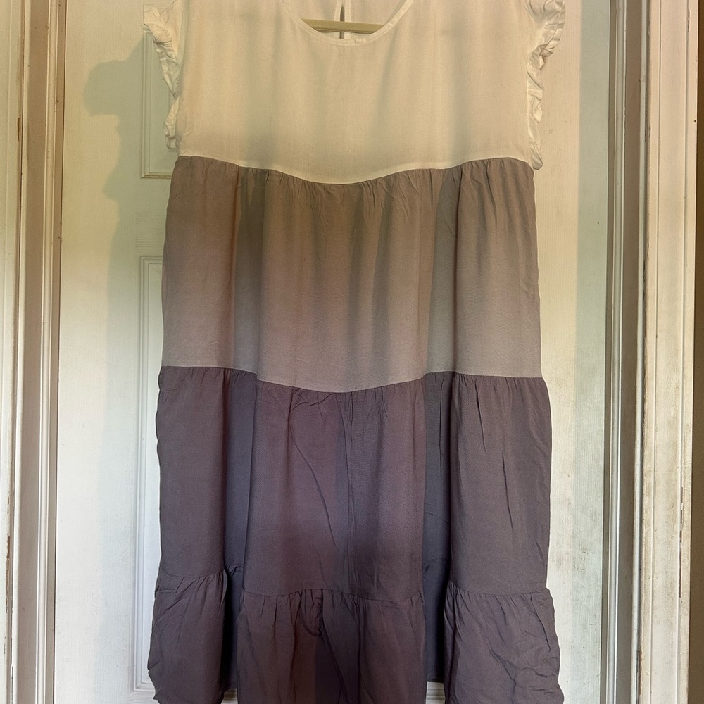 White and Gray Knee-Length Bubble Dress